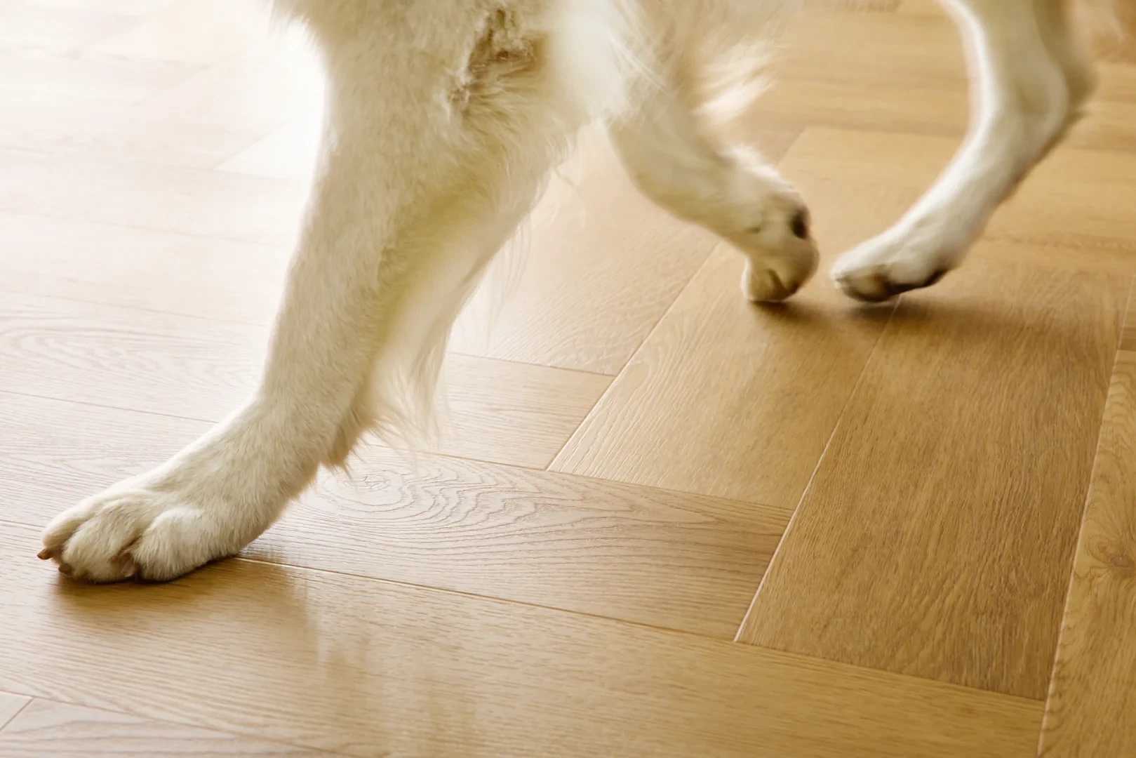 Кварцвиниловая плитка Arbiton Amaron Herringbone EIR - Дуб Менор - 5mm/0.55mm