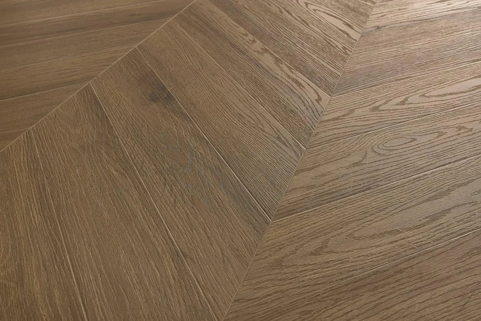 Кварцвиниловая плитка Arbiton Amaron Chevron - Дуб Рочестер - 5mm/0.55mm