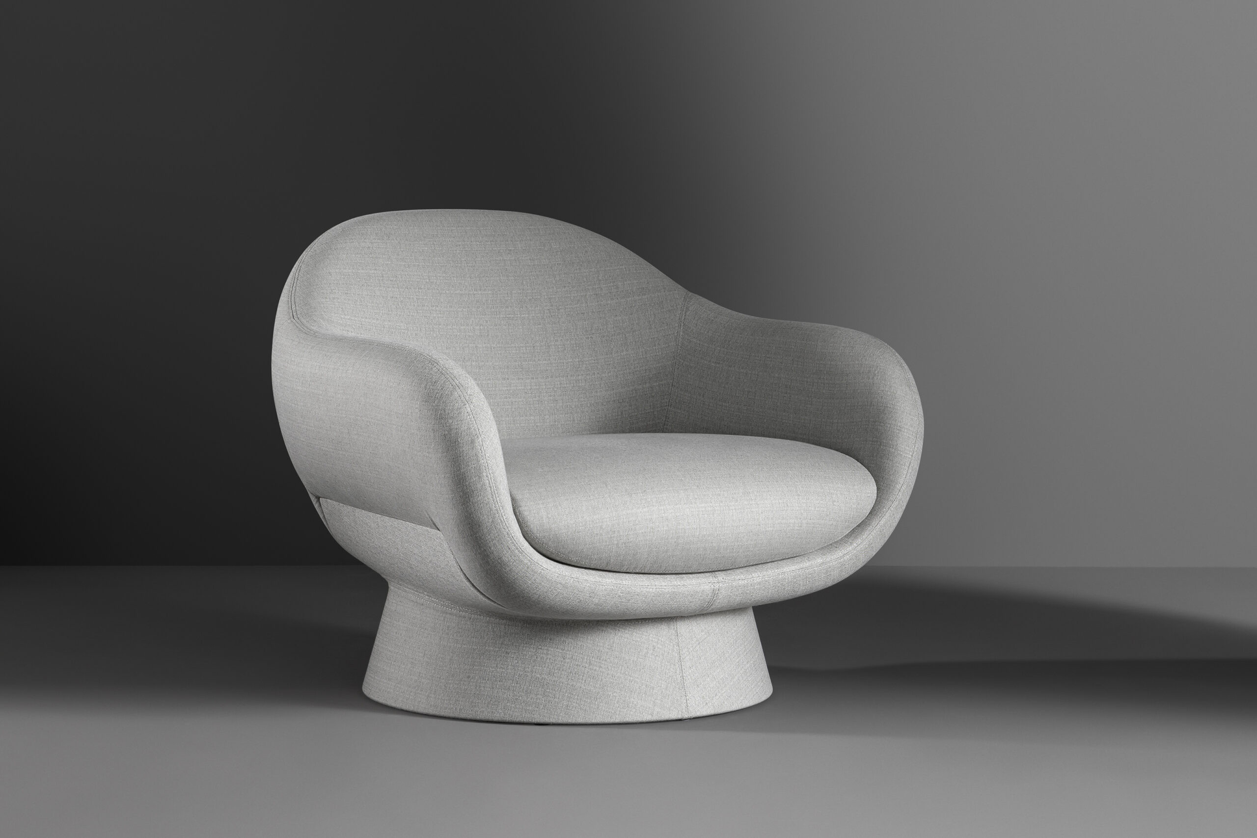 Кресло Boolean armchair with covered base